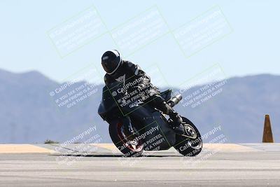 media/Oct-13-2025-Moto Forza (Mon) [[a66d839500]]/3-B Group/Session 4 (Turn 9)/